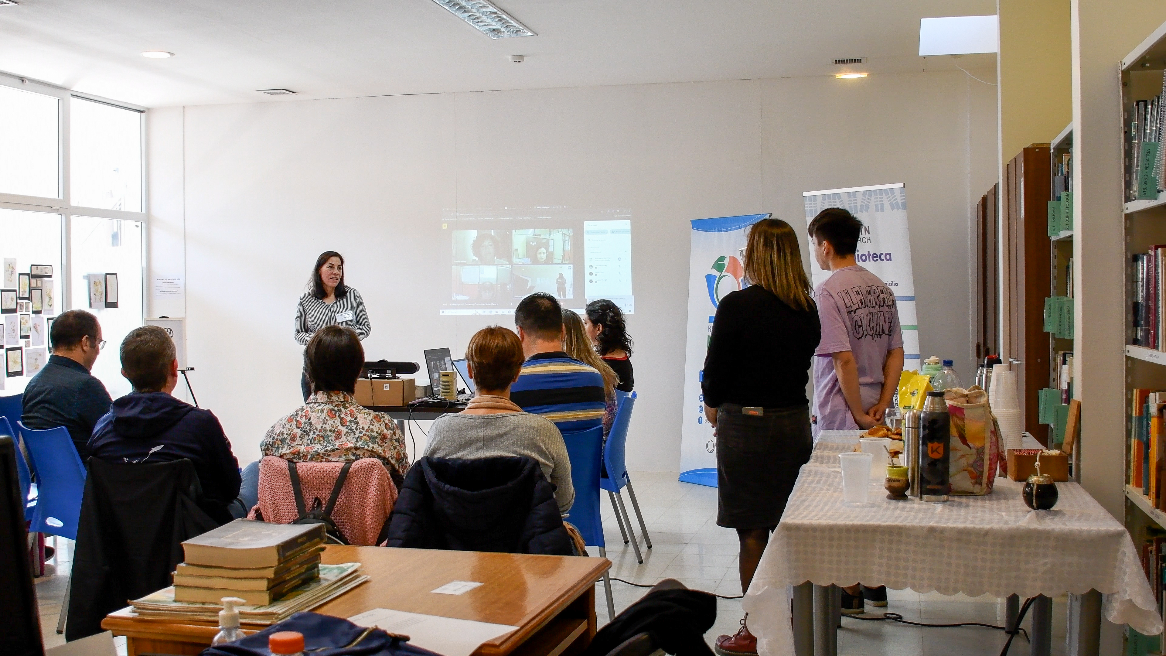 Apertura a cargo de la Coord. Bibl. CRAI UDC Irene Gerez